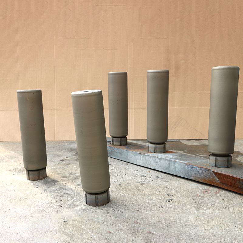 Spray welding plunger